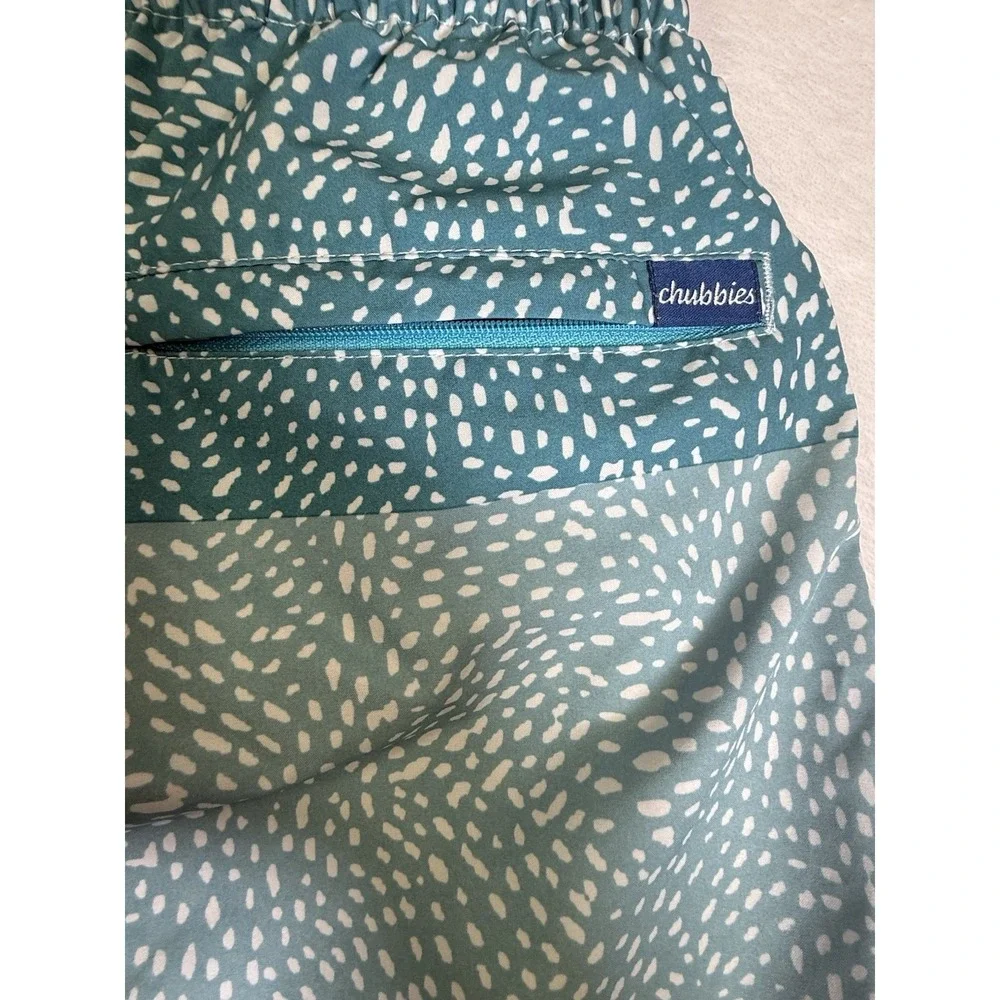 Chubbies Swim Trunks Men Small Blue Excellent Whale‎ Sharks 7.0 Stretch